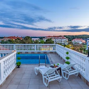 https://villa-san-rocco-bed-breakfast.in-istria.net