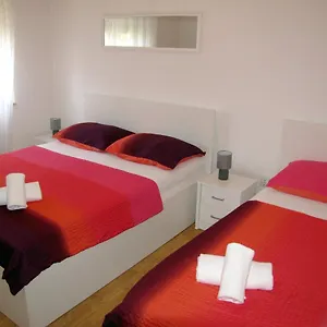  Apartman Klanac